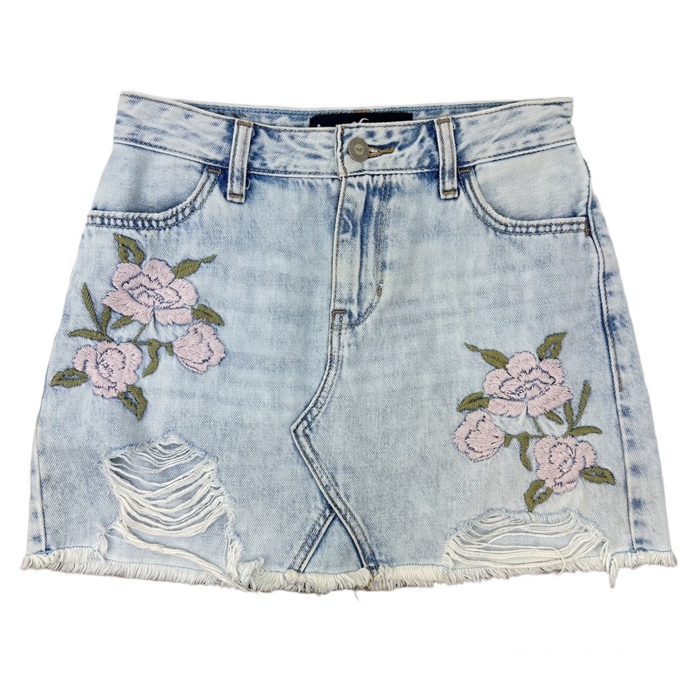 Hollister High Rise Denim Floral Embroidered‎ Skirt